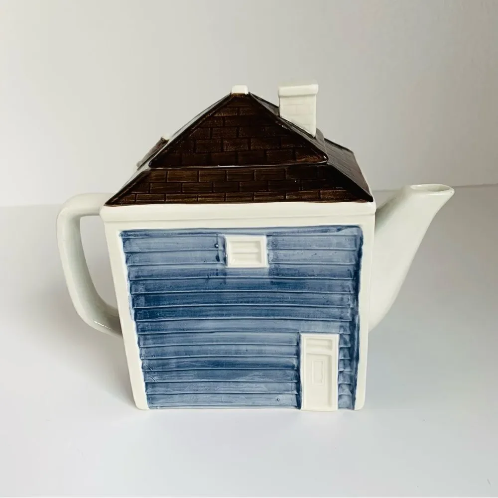 VTG Otagiri Victorian House Tea Pot‎